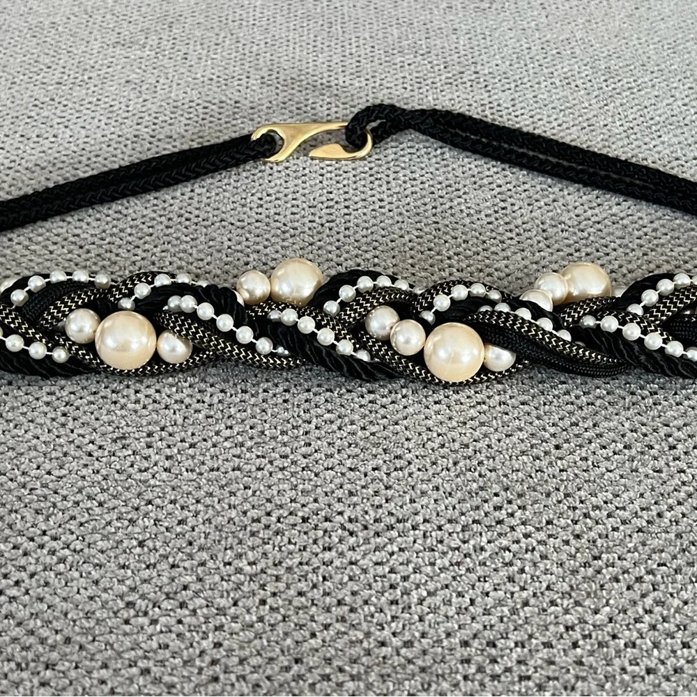 Vintage 80’s - 90’s Braided Pearl Belt Lg‎